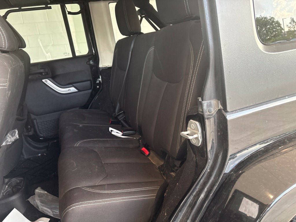 2016 Jeep Wrangler Unlimited Sahara