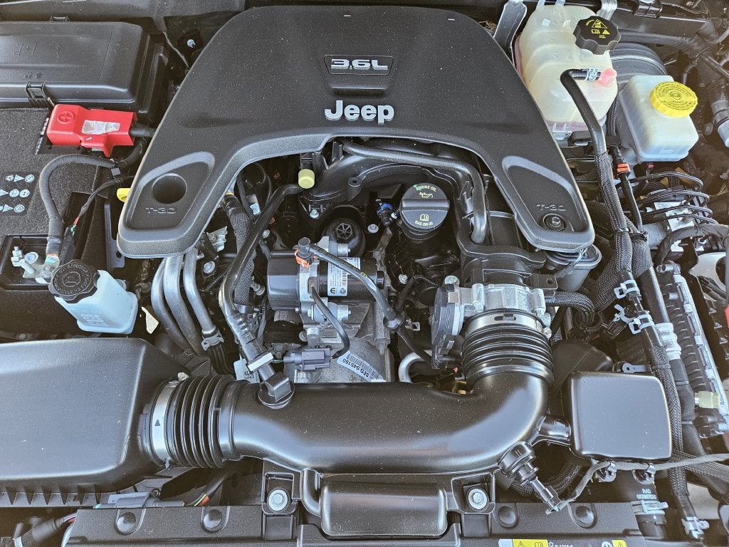 2021 Jeep Wrangler Unlimited Sahara High Altitude