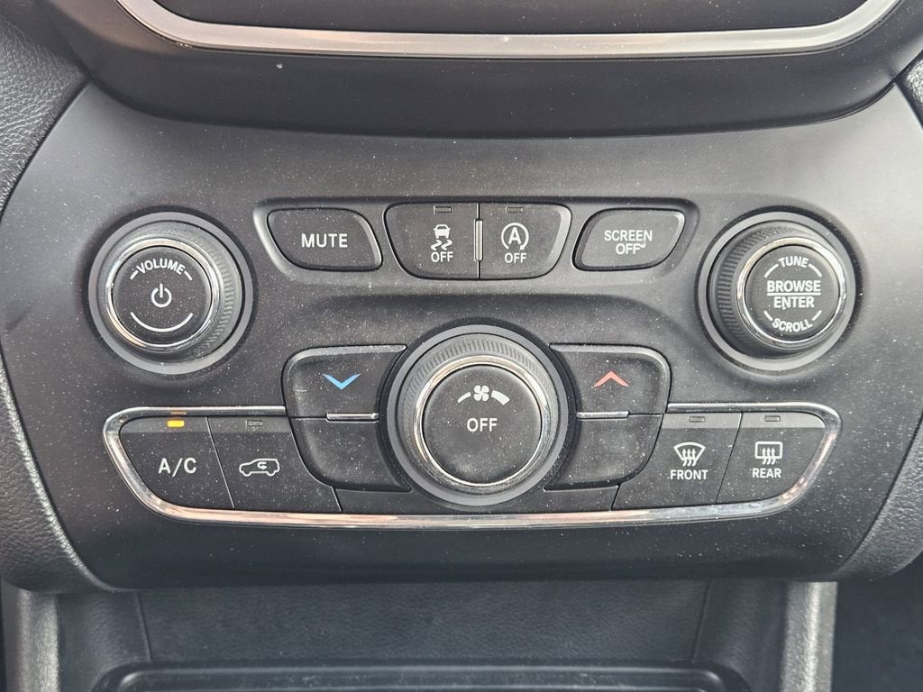 2019 Jeep Cherokee Latitude