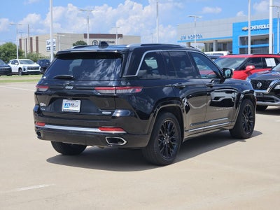 2023 Jeep Grand Cherokee Summit