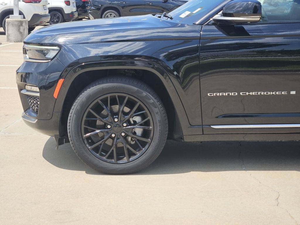 2023 Jeep Grand Cherokee Summit