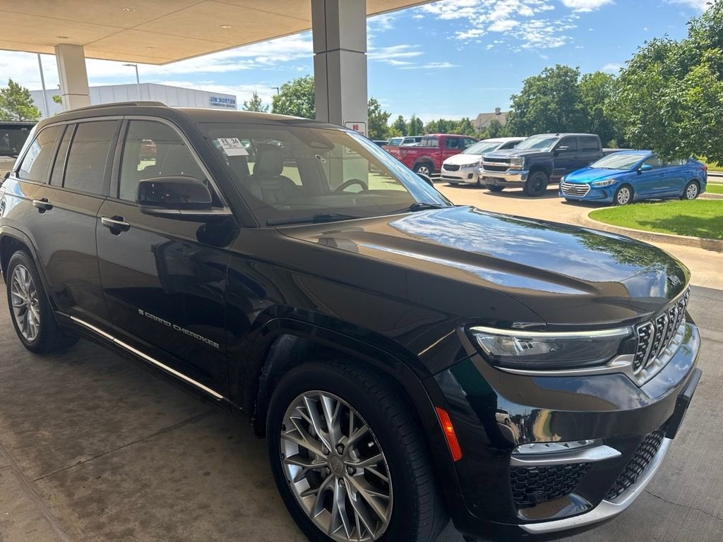 2023 Jeep Grand Cherokee Summit