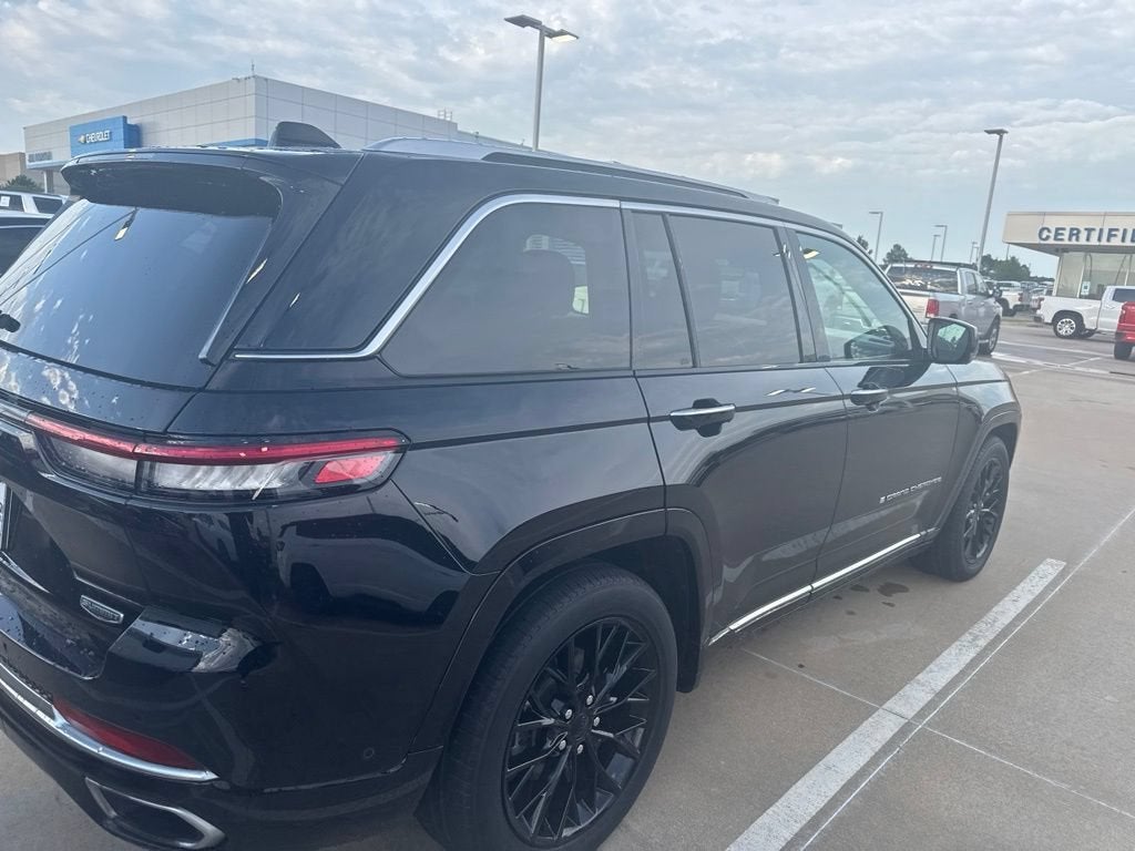 2023 Jeep Grand Cherokee Summit