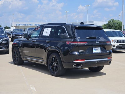 2023 Jeep Grand Cherokee Summit