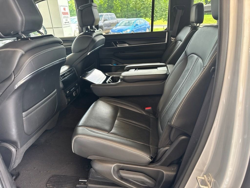 2024 Jeep Grand Wagoneer L Series II