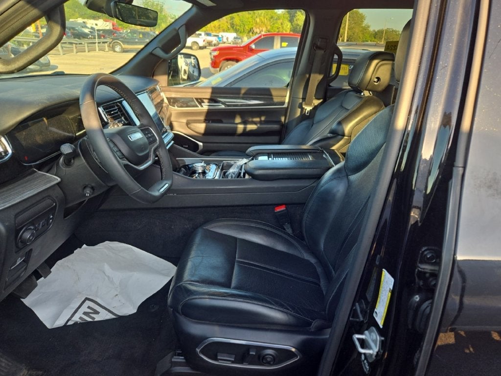 2022 Jeep Wagoneer Series III