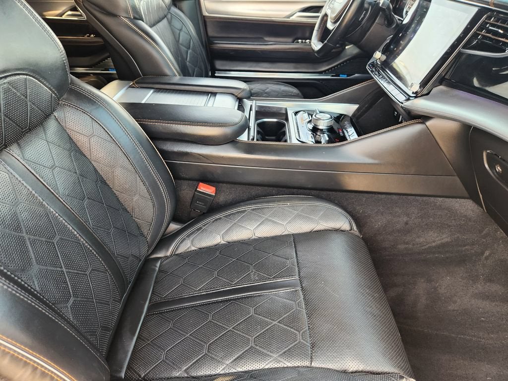 2022 Jeep Grand Wagoneer Series III