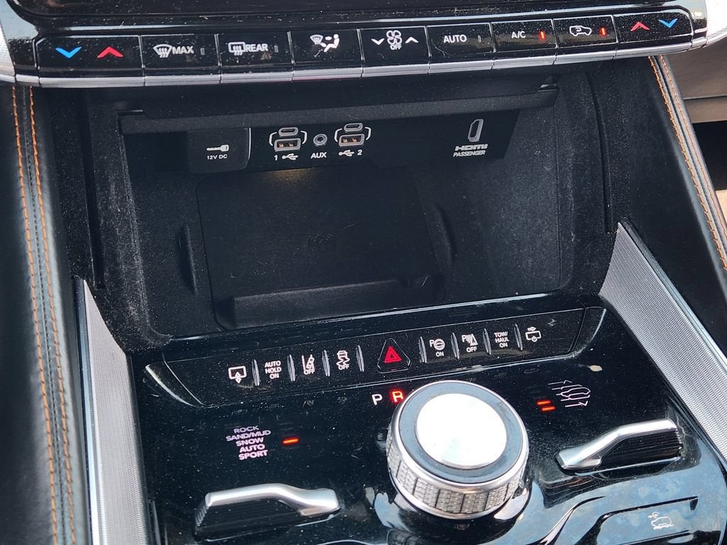 2022 Jeep Grand Wagoneer Series III