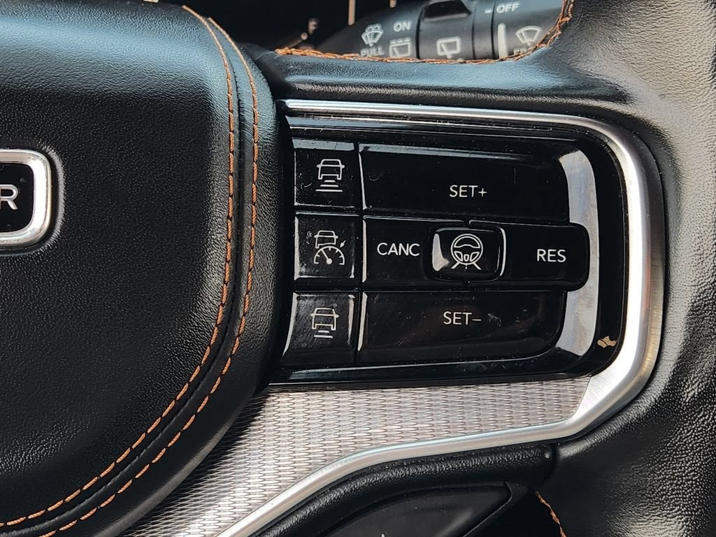 2022 Jeep Grand Wagoneer Series III