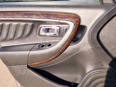 2017 Ford Taurus Limited