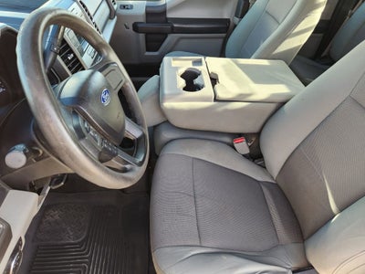 2017 Ford Super Duty F-350 DRW XLT