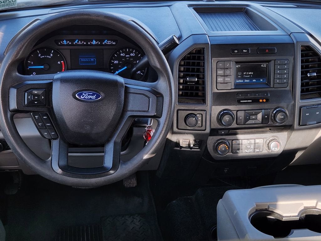 2017 Ford Super Duty F-350 DRW XLT