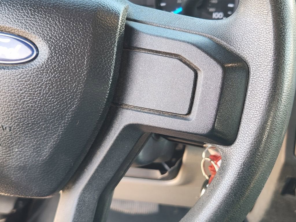 2017 Ford Super Duty F-350 DRW XLT