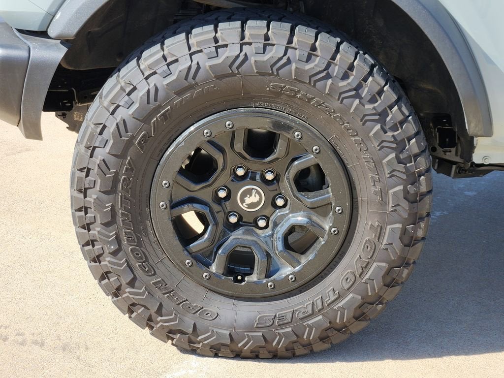 2023 Ford Bronco Base