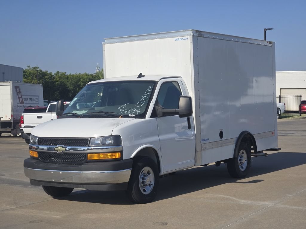 2024 Chevrolet Express Cutaway 3500 1WT