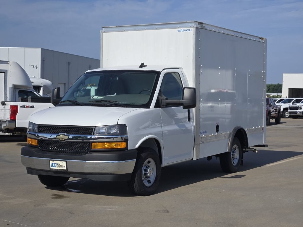 2024 Chevrolet Express Cutaway 3500 1WT