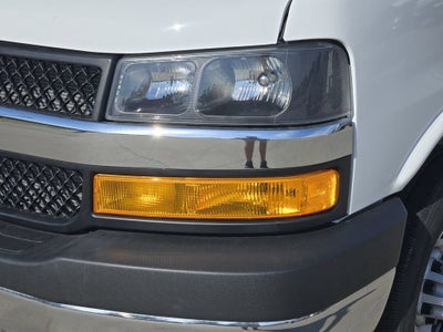2024 Chevrolet Express Cutaway 3500 1WT