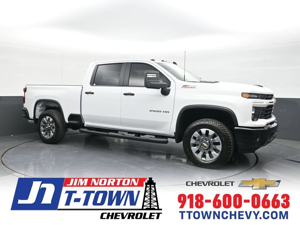 2026 Chevrolet Silverado 2500 HD Custom
