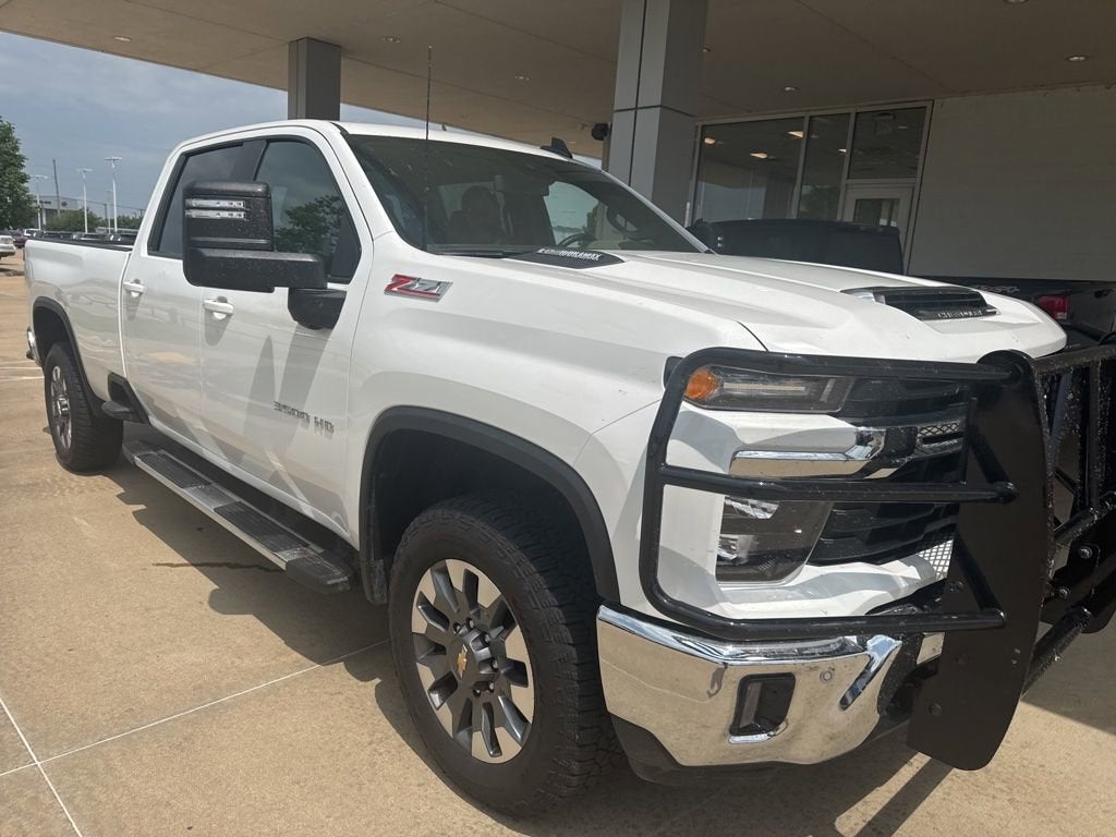 2025 Chevrolet Silverado 3500 HD LT