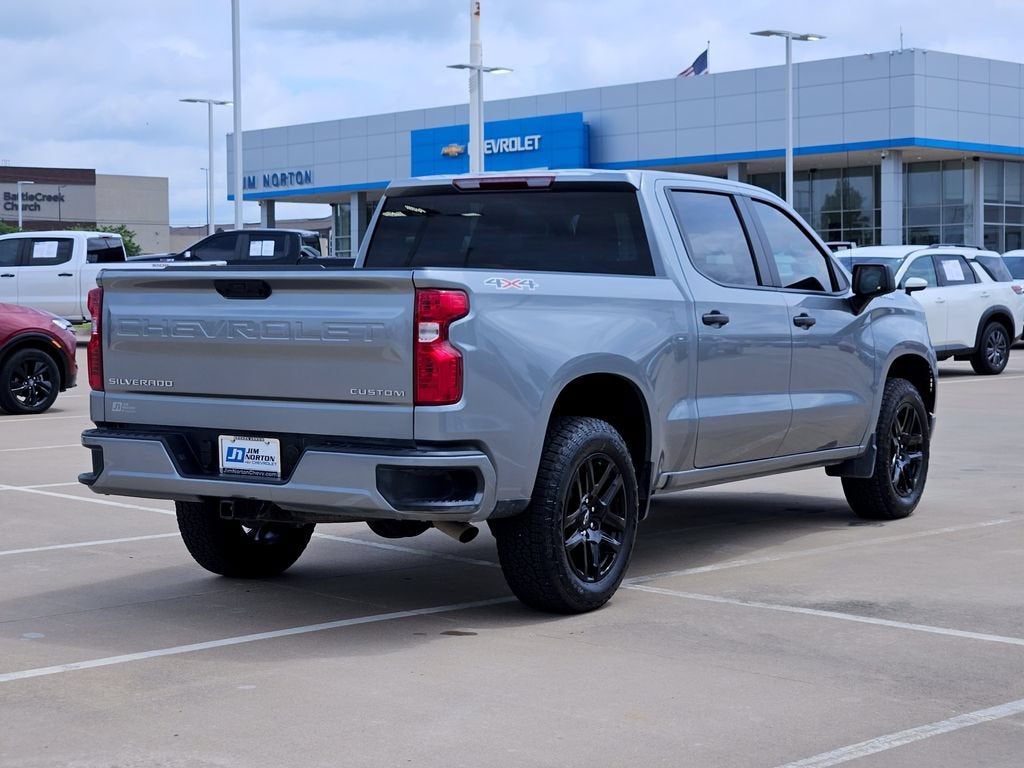 2025 Chevrolet Silverado 1500 Custom