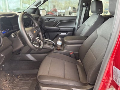 2025 Chevrolet Colorado WT/LT