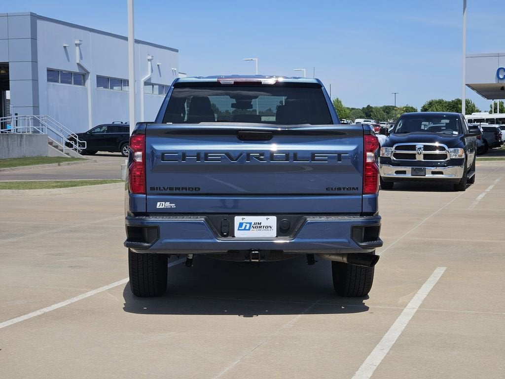 2024 Chevrolet Silverado 1500 Custom