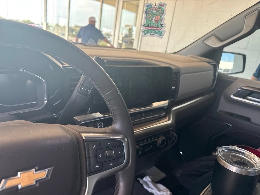 2024 Chevrolet Silverado 1500 LT