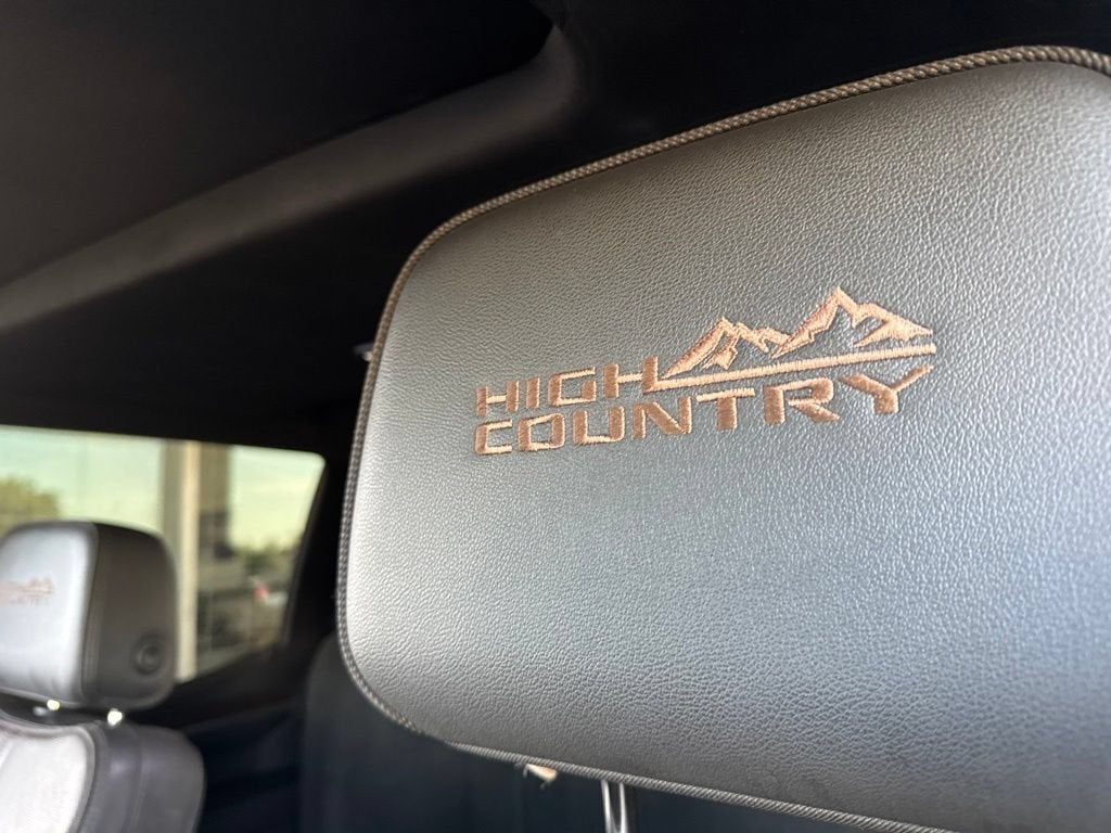 2022 Chevrolet Silverado 1500 High Country