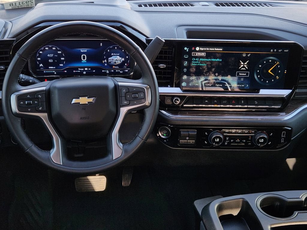 2025 Chevrolet Silverado 1500 LT