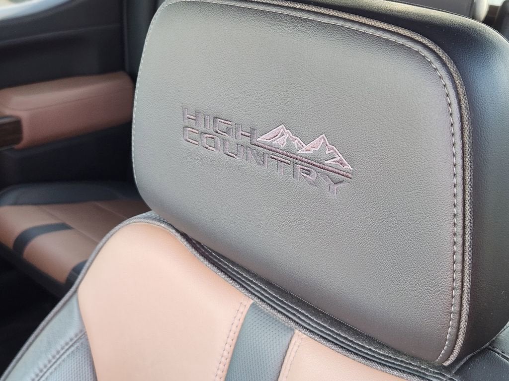 2022 Chevrolet Silverado 1500 LTD High Country