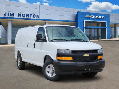 2026 Chevrolet Express Cargo 1WT