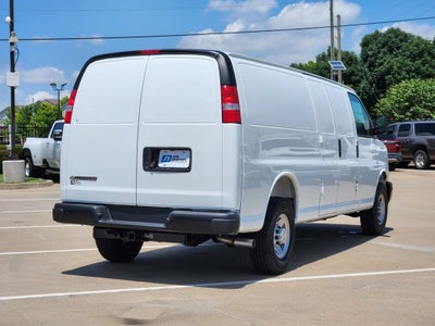 2025 Chevrolet Express Cargo WT