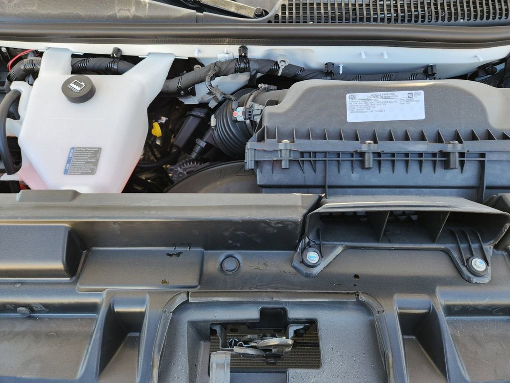 2025 Chevrolet Express Cargo 3500 WT