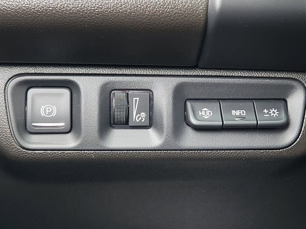 2022 GMC Acadia AT4