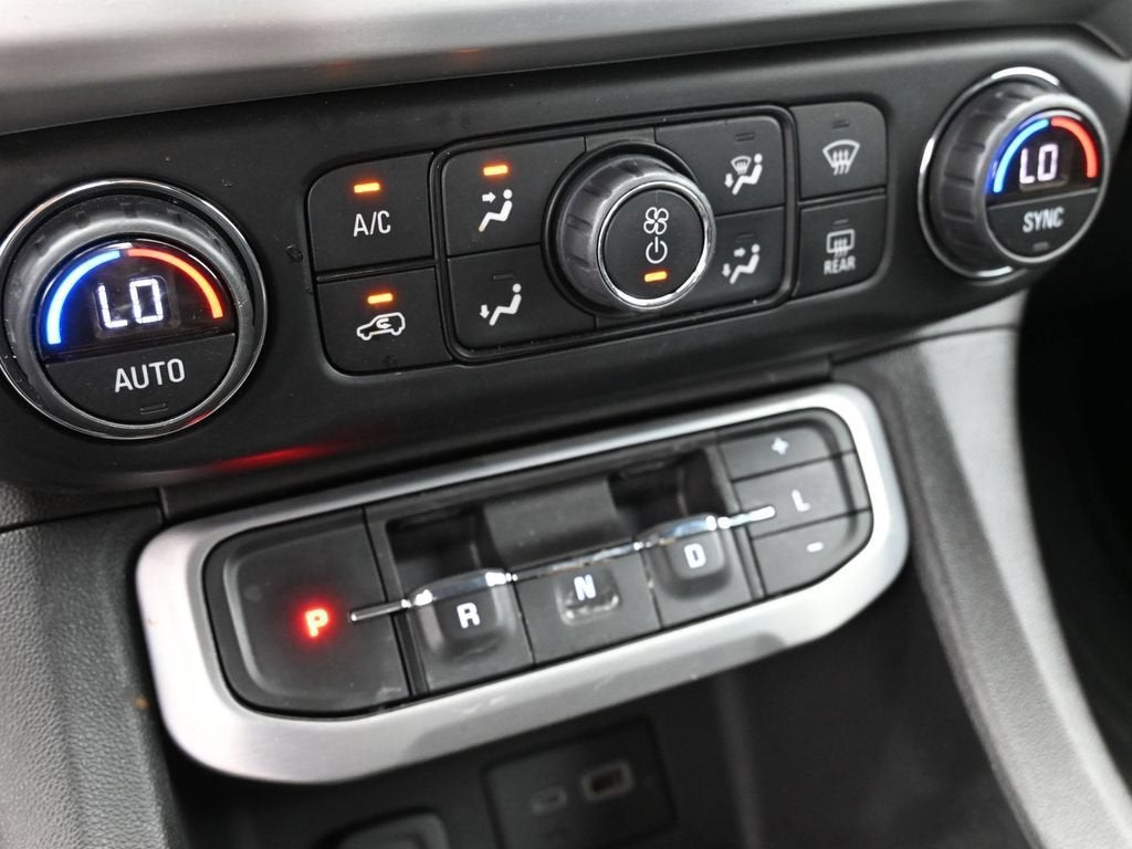 2022 GMC Acadia SLE