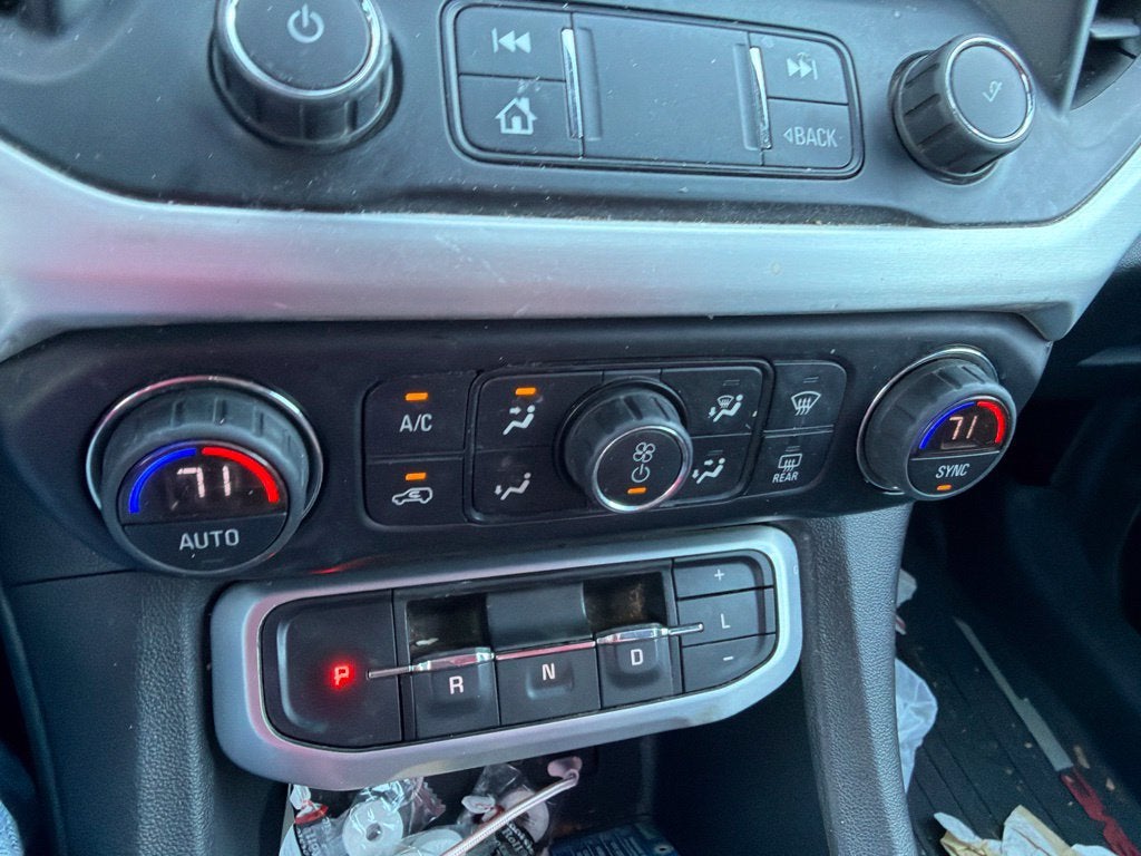 2020 GMC Acadia SLT