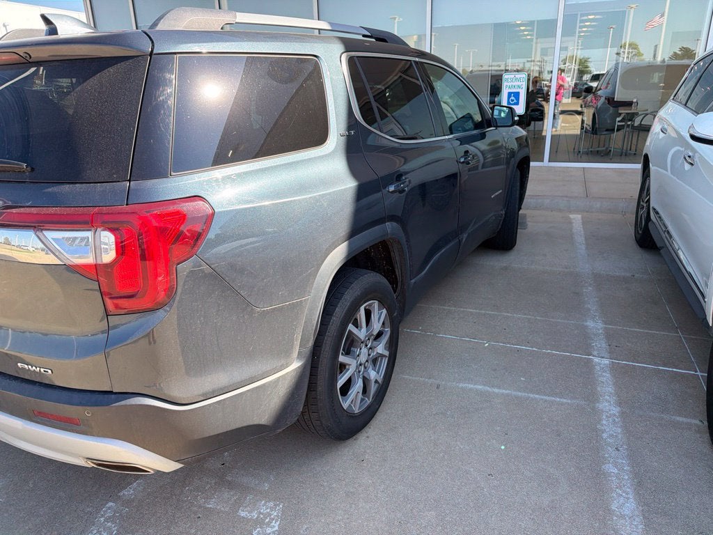 2020 GMC Acadia SLT