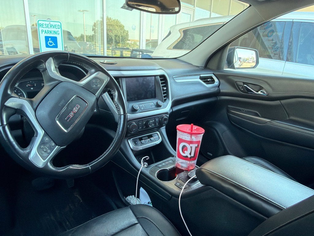2020 GMC Acadia SLT