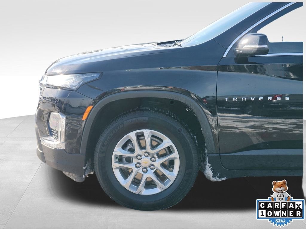 2023 Chevrolet Traverse LS