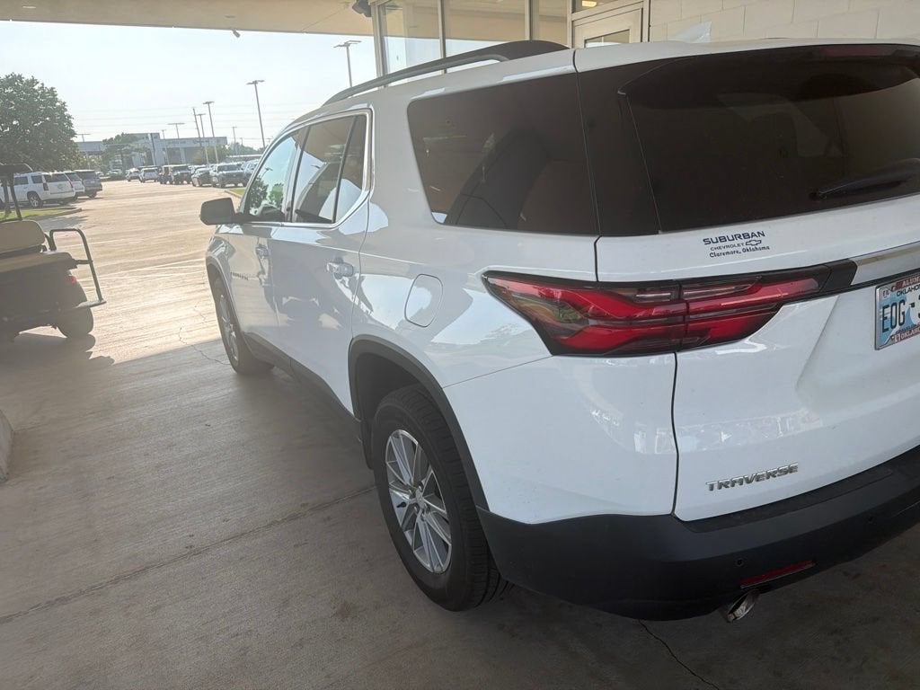 2022 Chevrolet Traverse LT Cloth