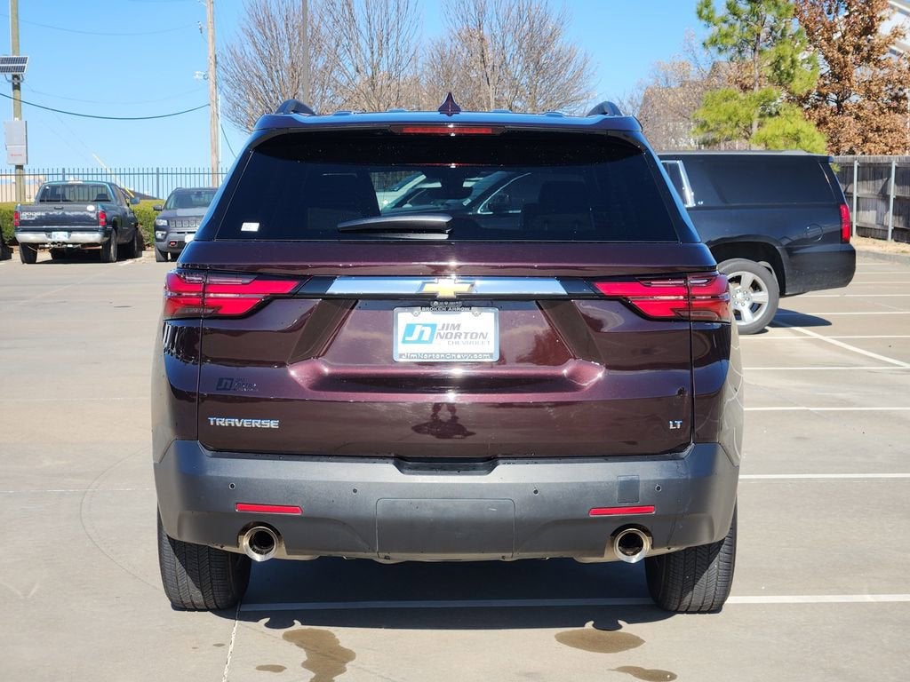 2023 Chevrolet Traverse LT Leather