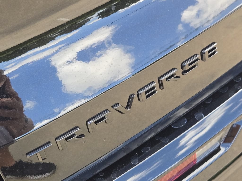 2027 Chevrolet Traverse RS
