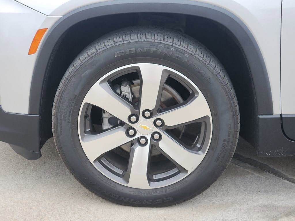 2022 Chevrolet Traverse LT Leather