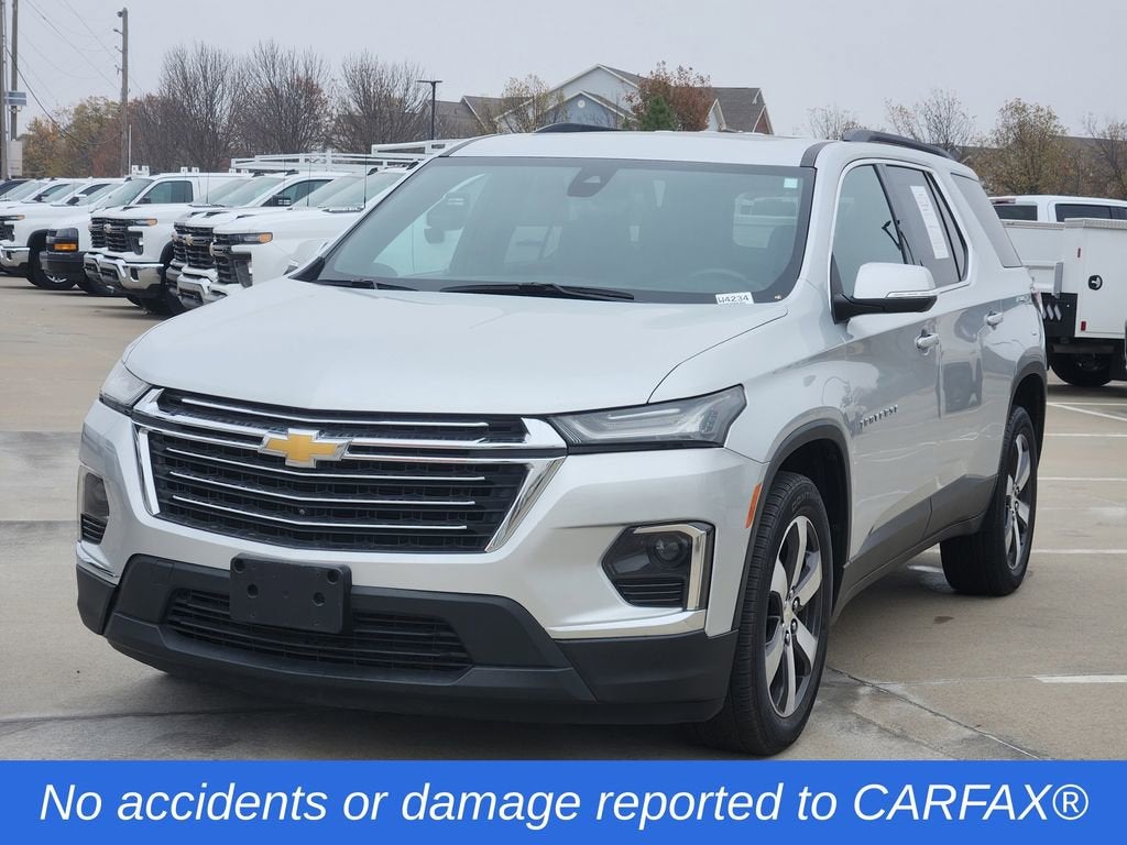 2022 Chevrolet Traverse LT Leather