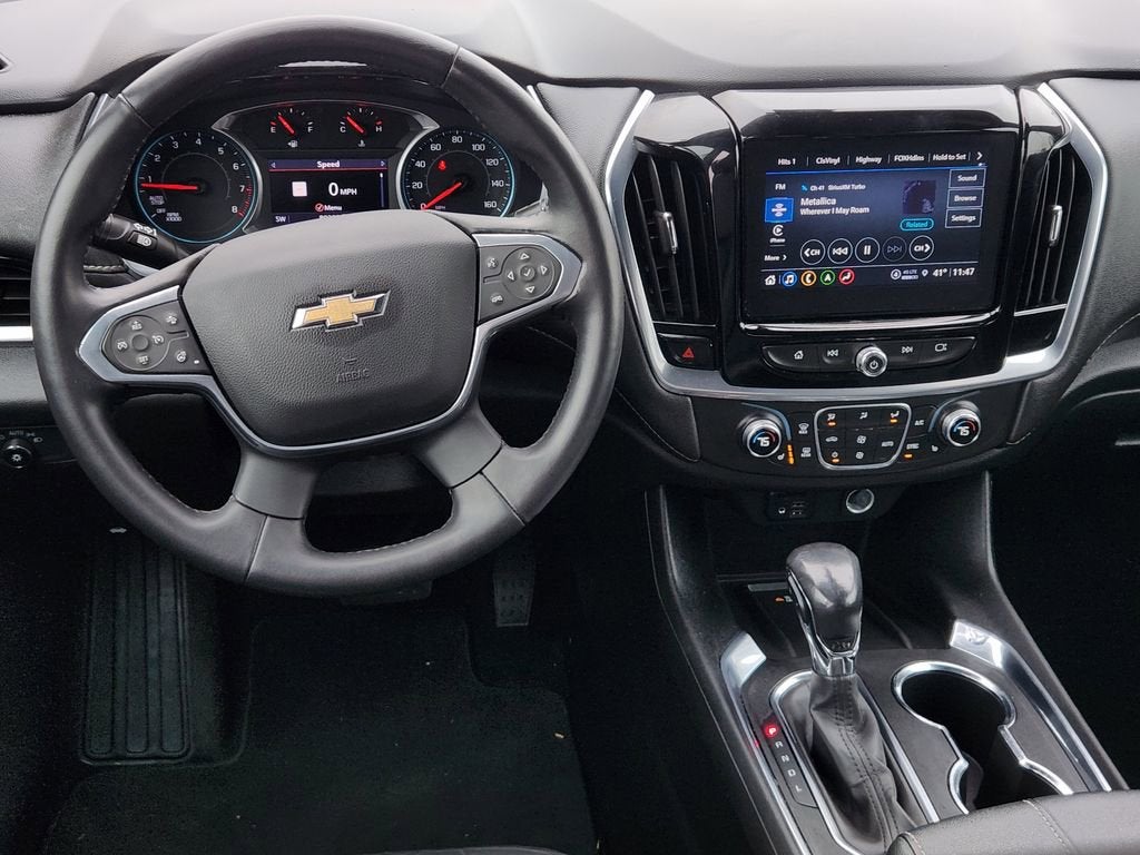 2022 Chevrolet Traverse LT Leather
