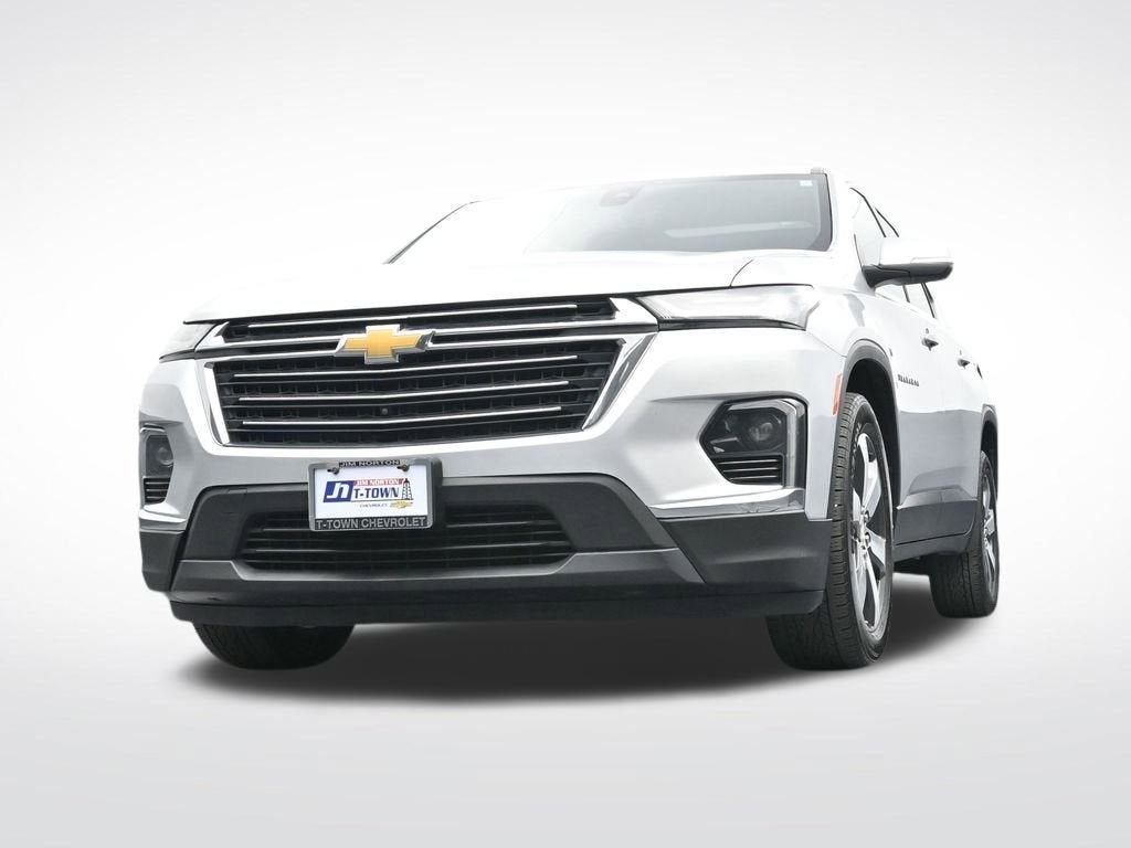 2022 Chevrolet Traverse LT Leather