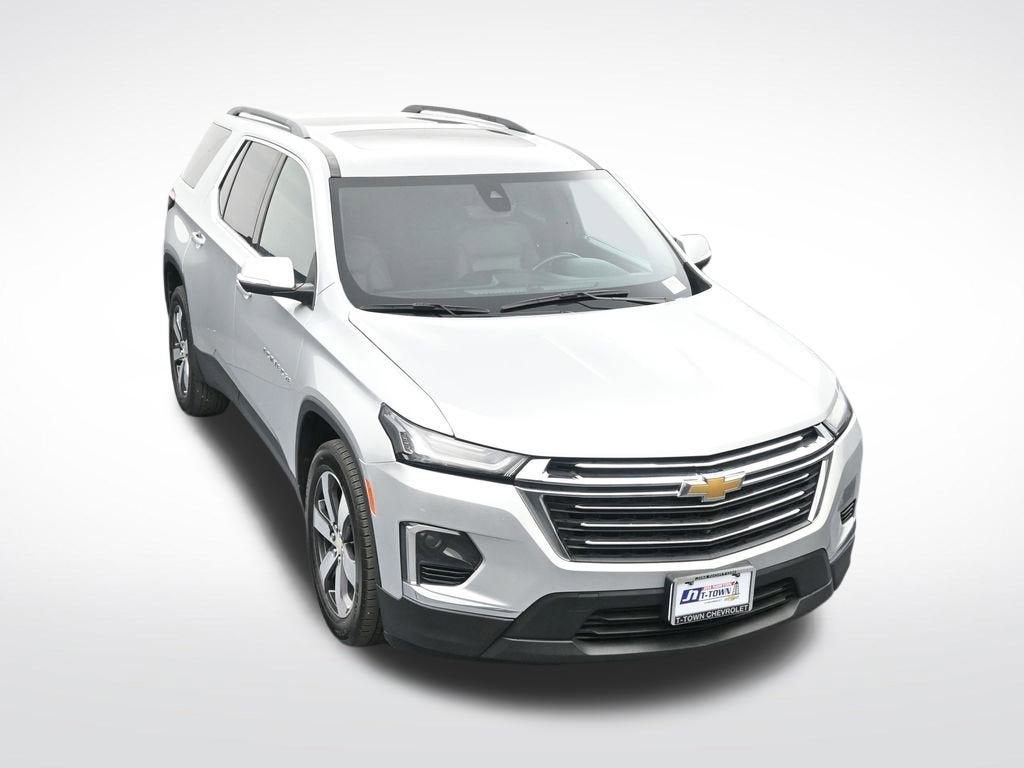 2022 Chevrolet Traverse LT Leather