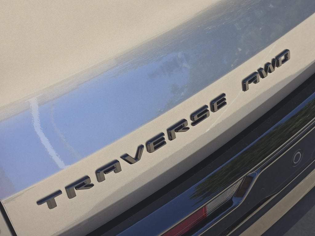 2027 Chevrolet Traverse RS