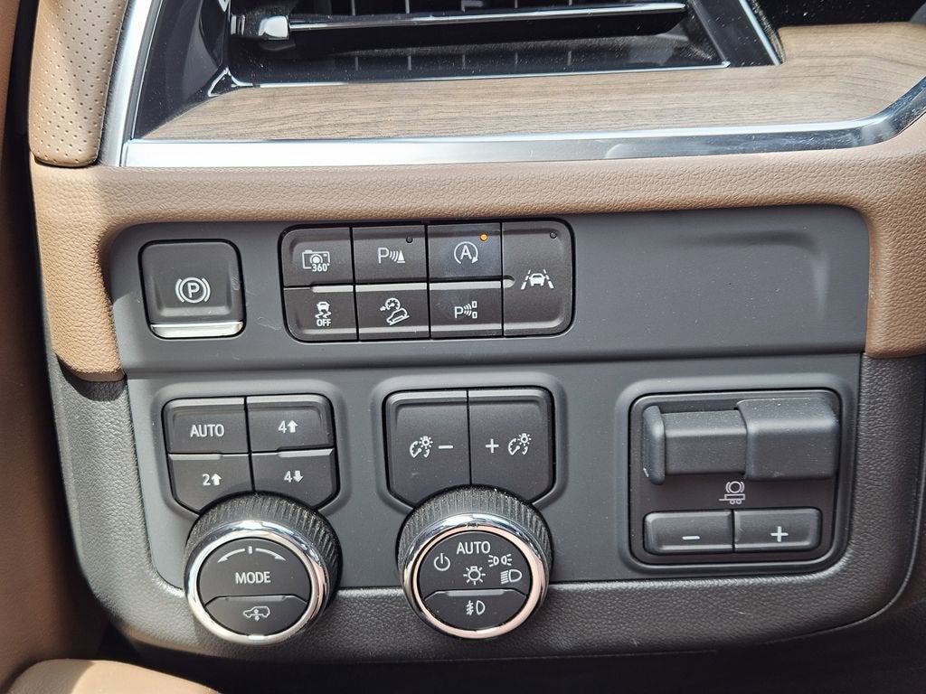 2025 Chevrolet Suburban High Country