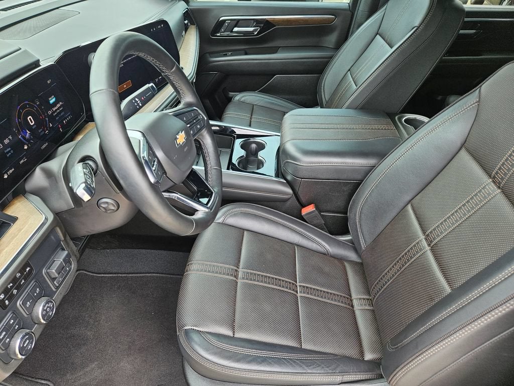 2025 Chevrolet Suburban High Country